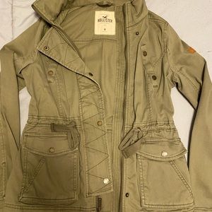 Women’s Hollister green army jacket